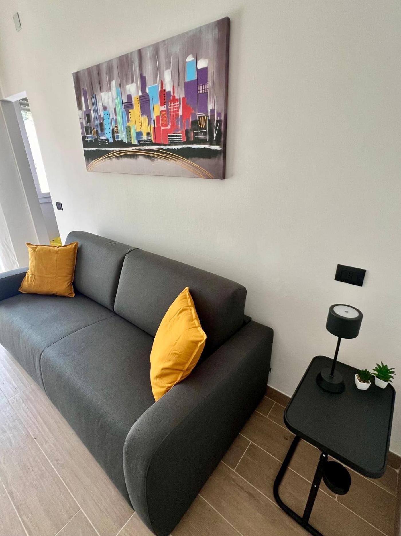 Moderno Ed Elegante Loft Con Balcone Lägenhet Milano Exteriör bild