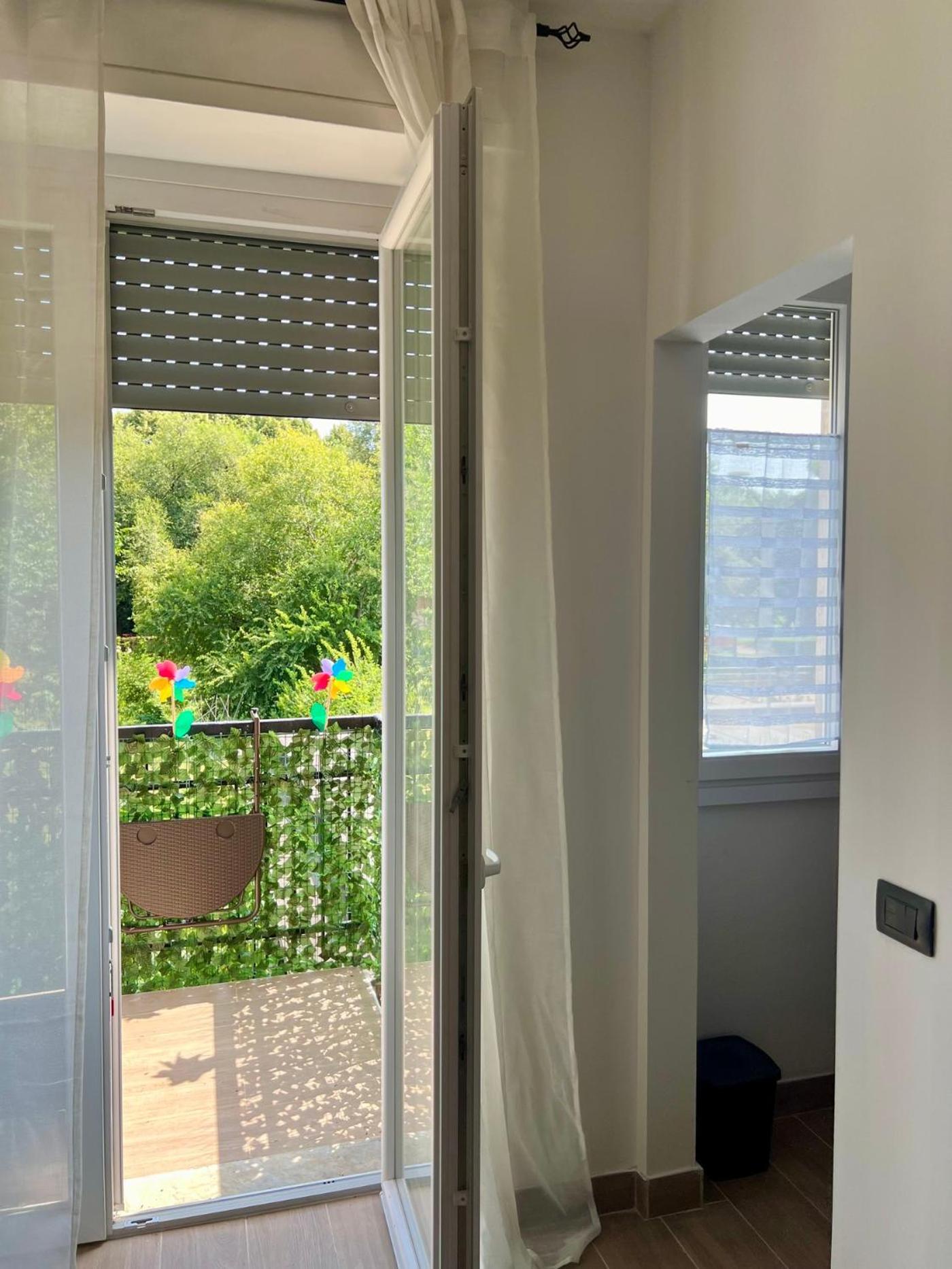 Moderno Ed Elegante Loft Con Balcone Lägenhet Milano Exteriör bild